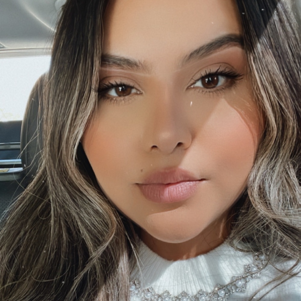 Meet your Posher, Veronica